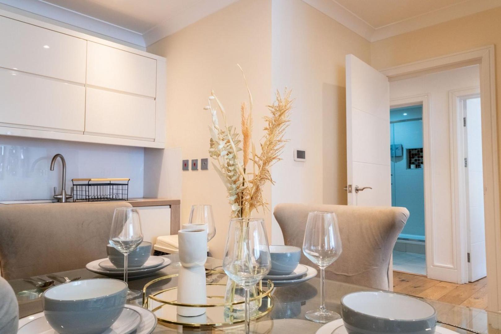 Vibrant Old 2br - Full Kitchen Wifi Apartamento