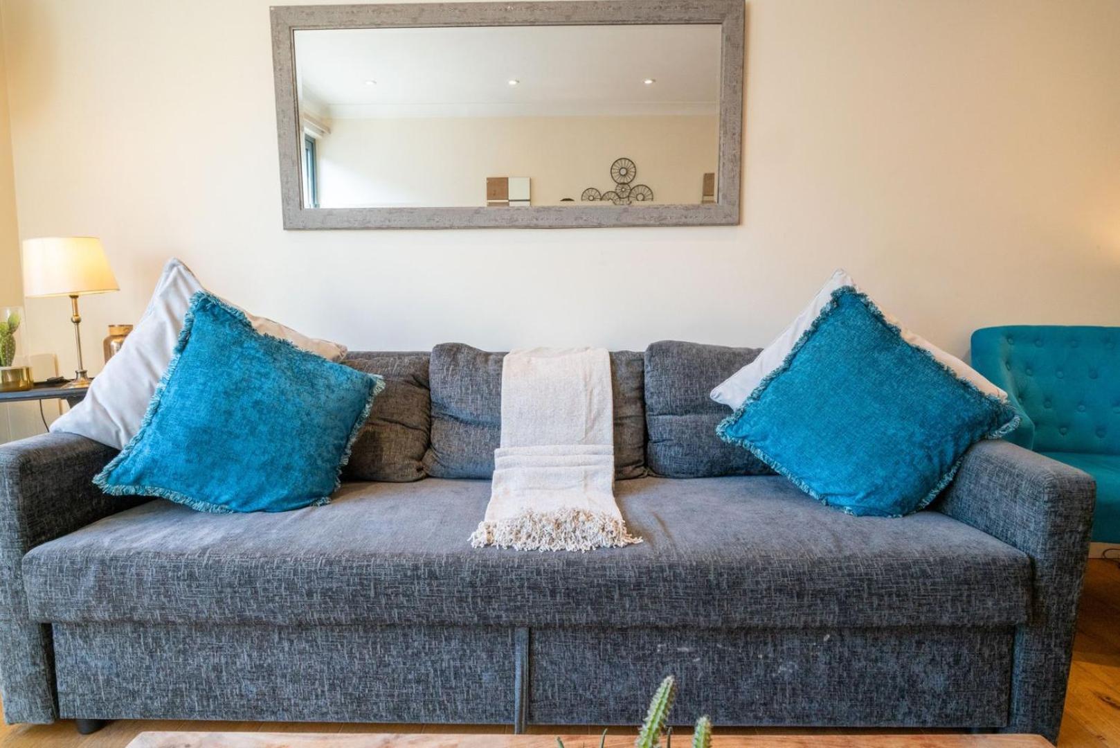 Apartamento Vibrant Old 2br - Full Kitchen Wifi
